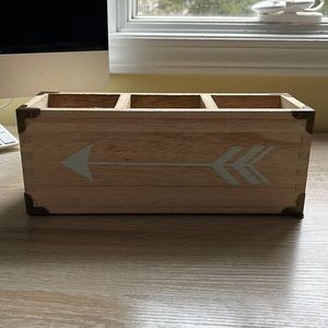 Wooden Pencil Holder, Arrow Box, Box with open compartments, 3 pencil ho…